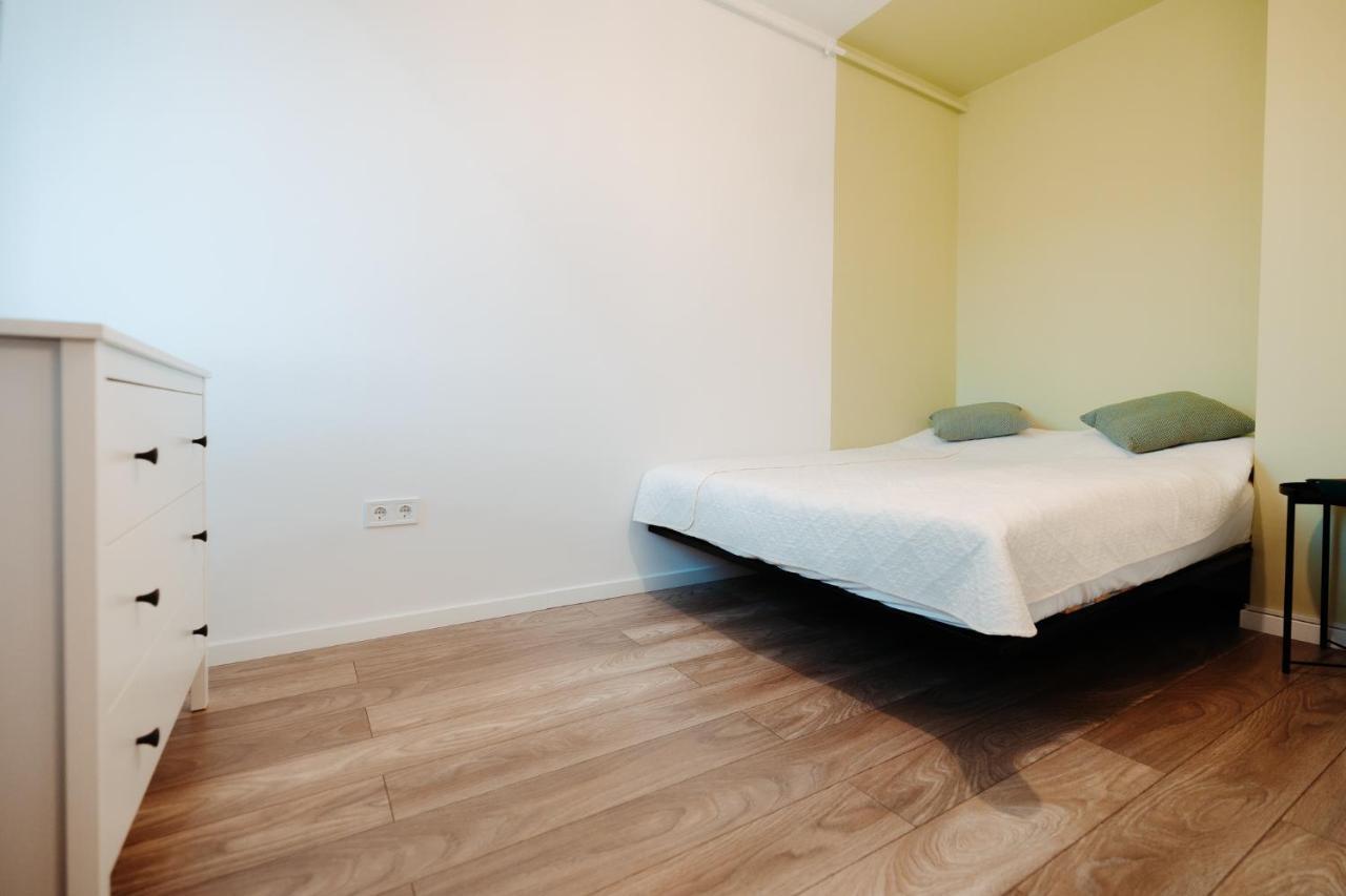 The Perfect Space - Newstudio - Ps4 & Parking Apartment Târgu-Mureş